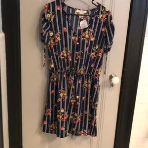 NWT: BONDED BRAND XL Striped and Floral Dress 🌺